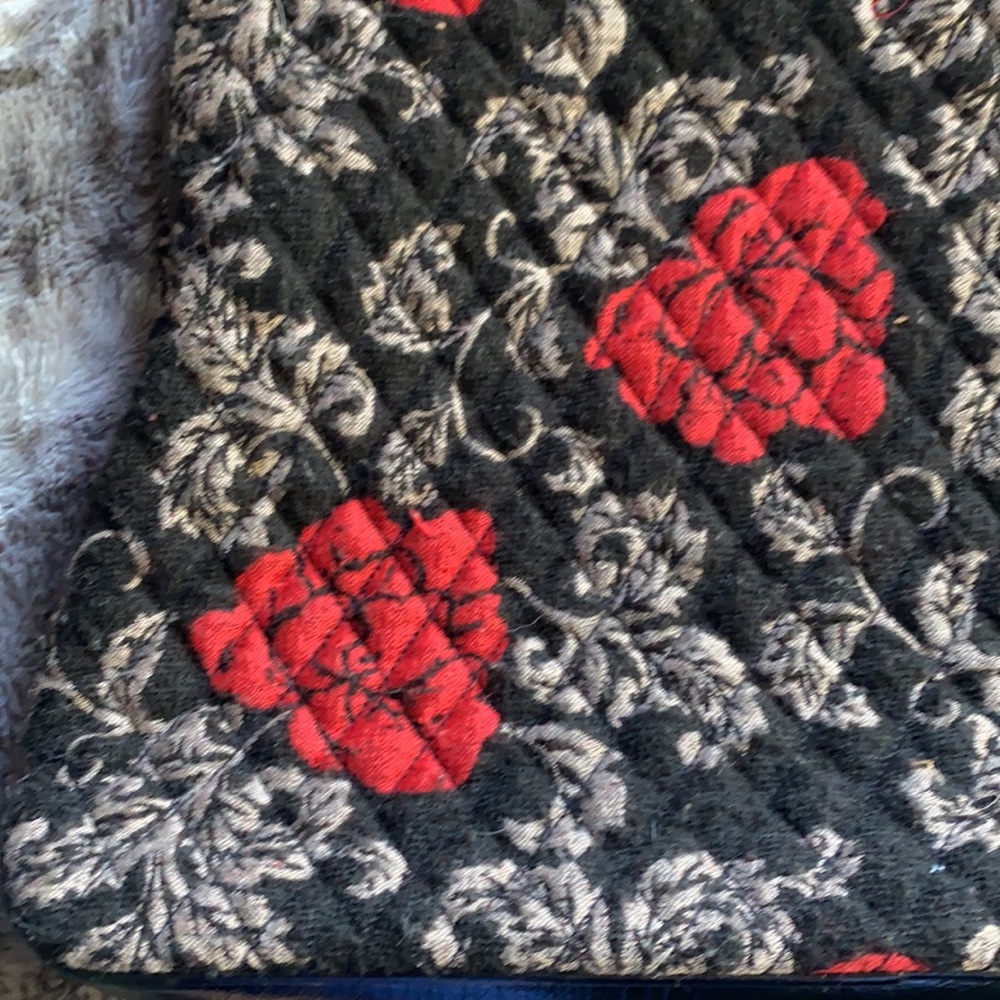 Vera Bradley quilted bag - Picture 5 of 9